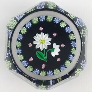 Perthshire 1995D Daisies Lampwork Flower Millefiori Garland Faceted Paperweight